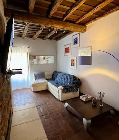 Charming House Isola Di Casa Carlo Alberto 卡普拉亚
